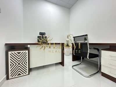 مکتب  للايجار في القرهود، دبي - 0b5949f6-99f8-404e-a0ff-d54554e3d7ac. jpg