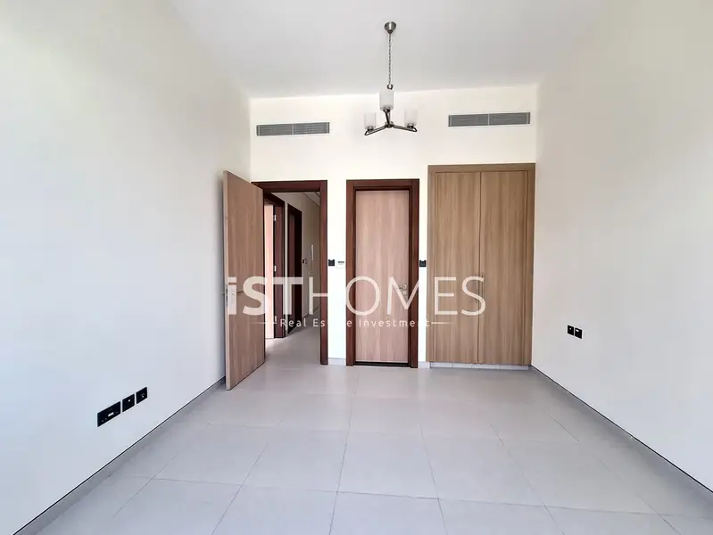 Brand New Luxury Villa + Maid Room | Huge Layout | Luxury Community in Liwan I swimming pool I GYM I Carrefour