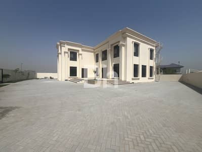 5 Bedroom Villa for Rent in Nad Al Sheba, Dubai - Huge Plot | New | Service Block | Modern