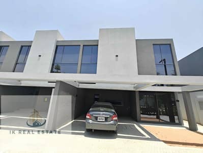 2 Bedroom Townhouse for Rent in Tilal City, Sharjah - 2921aeb6-60f2-4f40-b649-c280f2a6144e. jpg