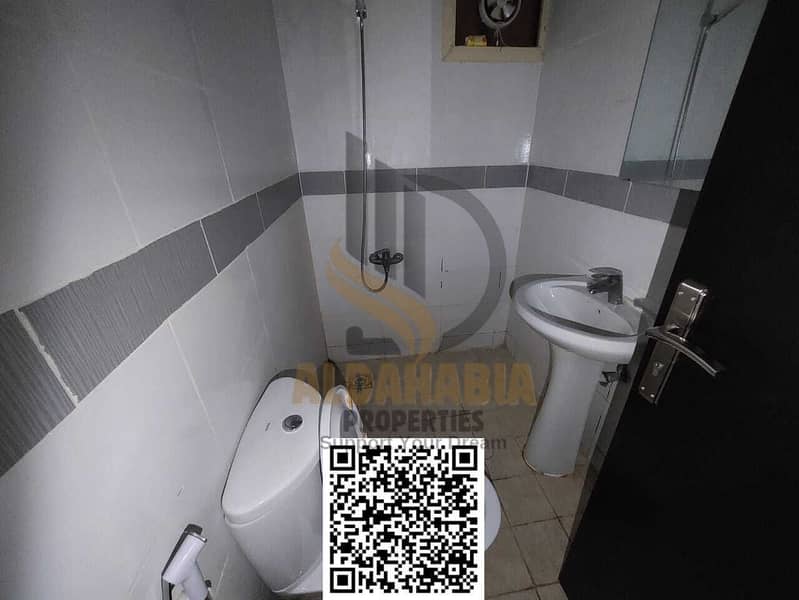 29 f6d7baee-5a34-4de2-8d17-0f59395334d9. jpeg