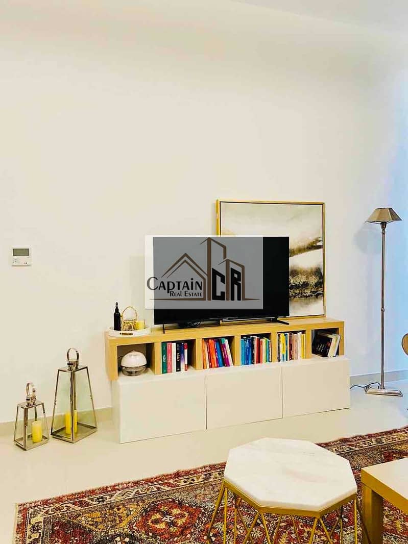 8 02edaea2-3d52-4f49-ba46-2c13da8af58e. jpg
