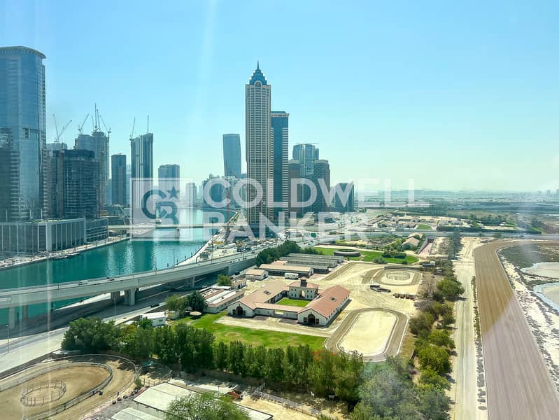 Canal View | Modern and Spacious | 6 Cheques Canal View | Modern and Spacious | 6 Cheques