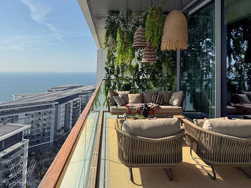 20 Terrace lounge_. jpg