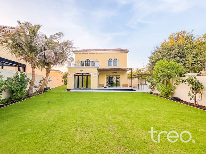 Вилла в Джумейра Парк,Legacy, 3 cпальни, 450000 AED - 11710398 Вилла в Джумейра Парк,Legacy, 3 cпальни, 450000 AED - 11710398