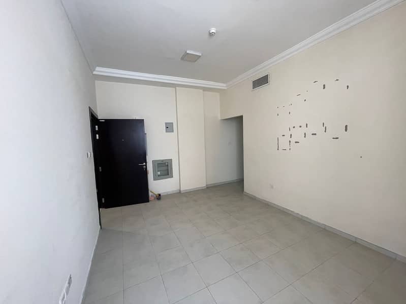 8 13e823bc-131c-4e12-bc20-bd889de4bd97. jpg