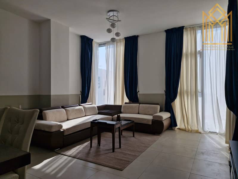 LIVING AREA 1. jpg