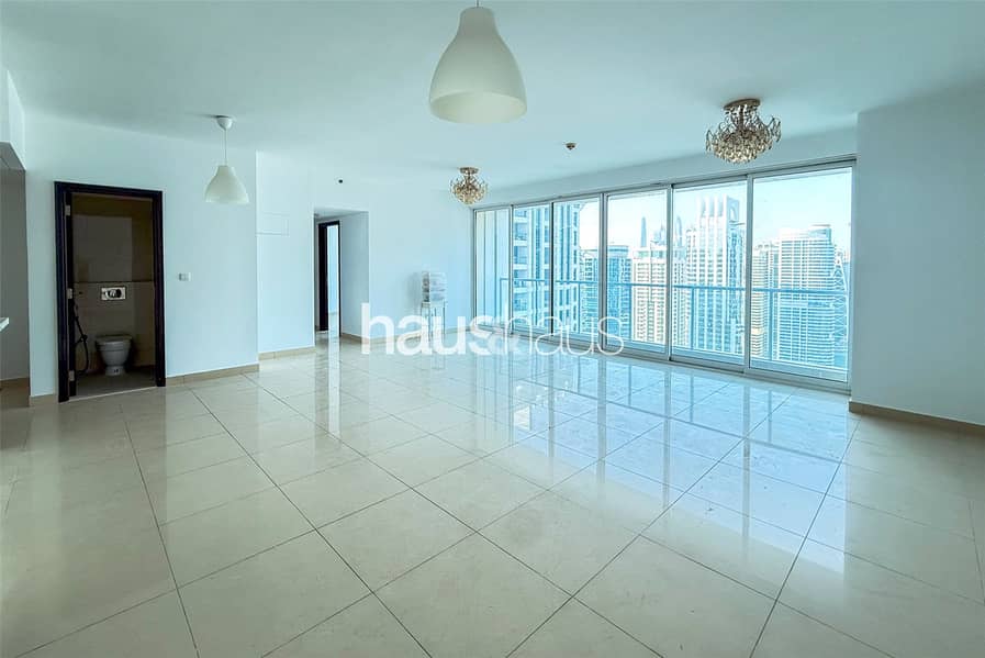 Vacant On Transfer | Lake Views | Large Layout Vacant On Transfer | Lake Views | Large Layout