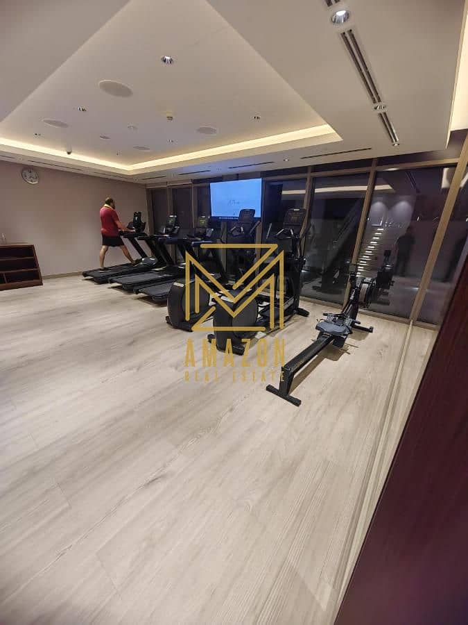 14 gym2. jpg
