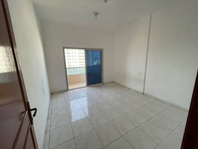 شقة 3 غرف نوم للايجار في منطقة الرولة، الشارقة - IMG-20250515-WA0100. jpg