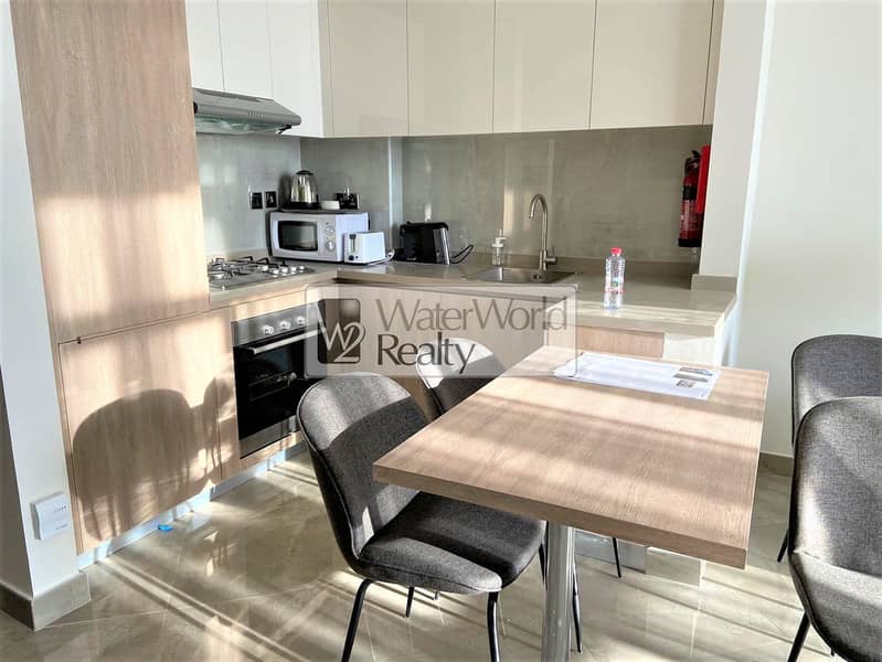 5 Kitchen 2. jpeg