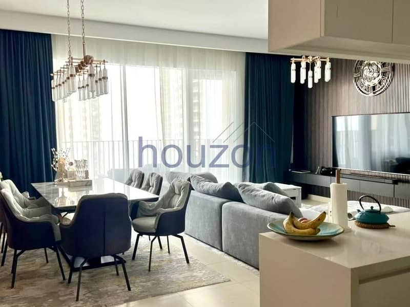 Exclusive | Upgraded 3BR | Sea View | Vacant OT Exclusive | Upgraded 3BR | Sea View | Vacant OT