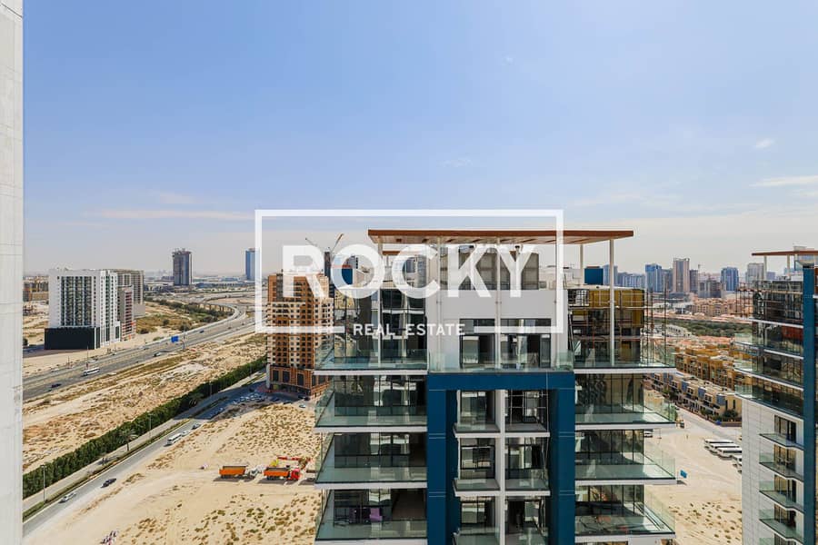 8 JVC007 - Apartment-. jpg