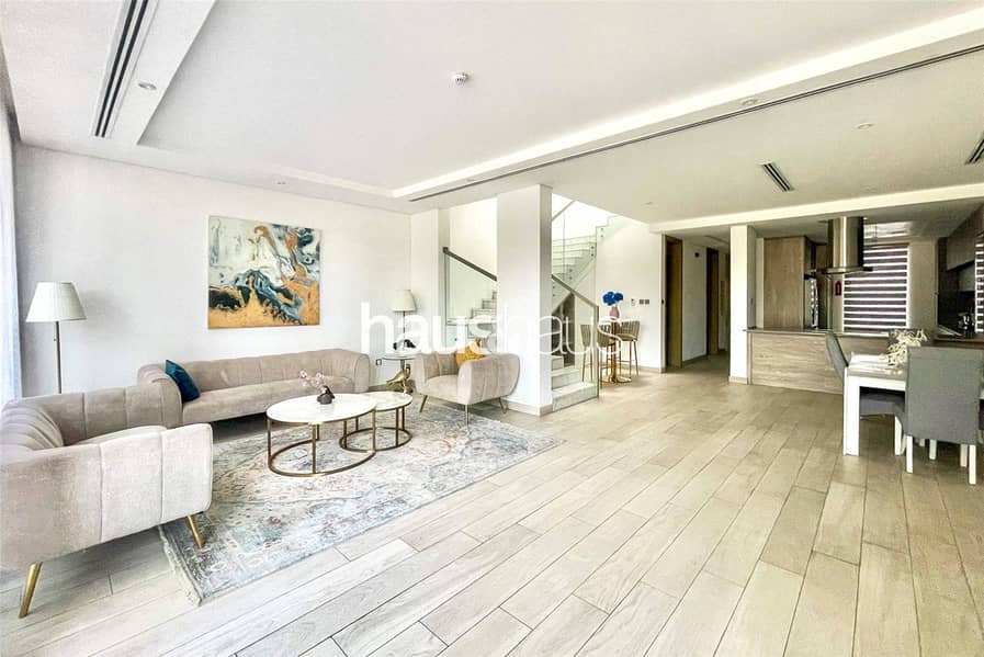 Вилла в Джумейра Парк,Роял Парк Виллы, 4 cпальни, 390000 AED - 11713598 Вилла в Джумейра Парк,Роял Парк Виллы, 4 cпальни, 390000 AED - 11713598