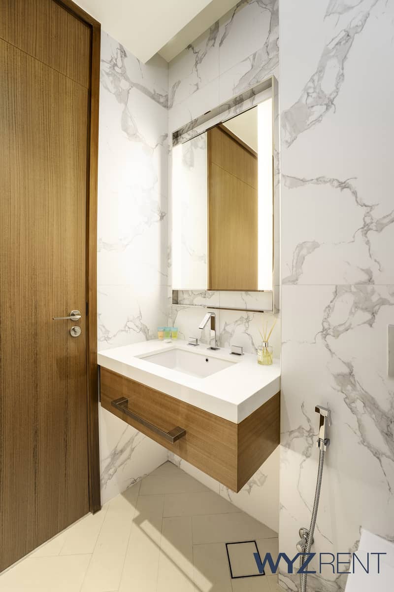 16 Bath-3-1. jpg