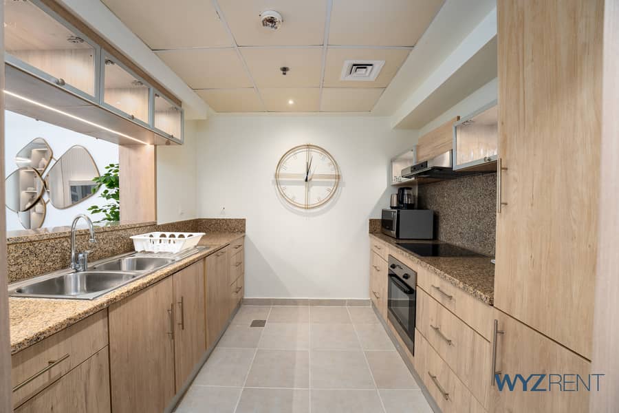 19 KITCHEN-1. jpg