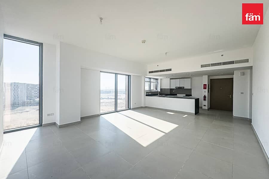 Bright & Airy | Corner Unit | Vacant Bright & Airy | Corner Unit | Vacant