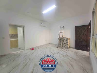 1 Bedroom Flat for Rent in Madinat Al Riyadh, Abu Dhabi - 20250520_183749. jpg