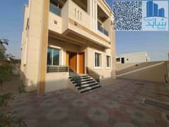 فیلا في الياسمين 5 غرف 110000 درهم - 11715589