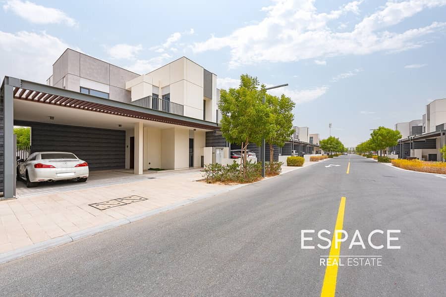位于阿拉伯牧场3号,太阳小区 4 卧室的别墅 4180000 AED - 11716128 位于阿拉伯牧场3号,太阳小区 4 卧室的别墅 4180000 AED - 11716128