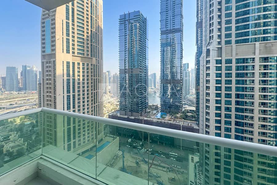 Marina and Palm View | Upgraded | Vacant Marina and Palm View | Upgraded | Vacant