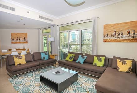 3 Bedroom Flat for Rent in Palm Jumeirah, Dubai - Beachfront Clubhouse | Large Balcony |Chiller Free