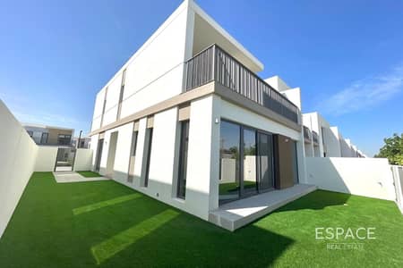 4 Bedroom Villa for Rent in Tilal Al Ghaf, Dubai - Corner Unit | Landscaped | Available July