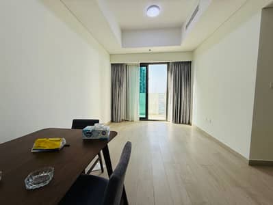 AMAZING VIEW 1 BED 2BATHS | SEMI CLOSED KITCHEN
