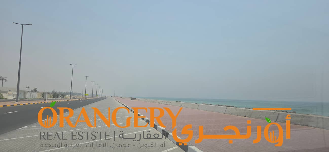 24 Beach_24. jpg
