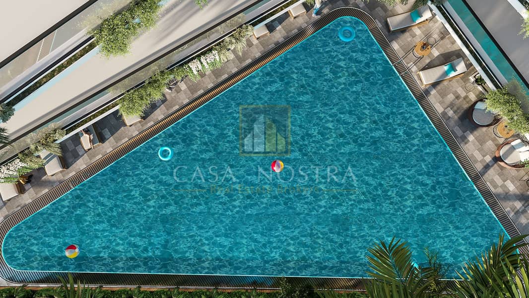 18 Pool_01. jpg