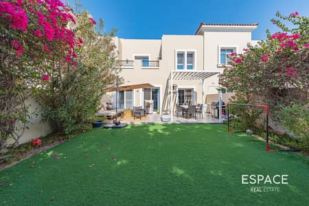 3 Bedroom Villa for Sale in The Lakes, Dubai - Well Maintained 2M | Vacant on Transfer