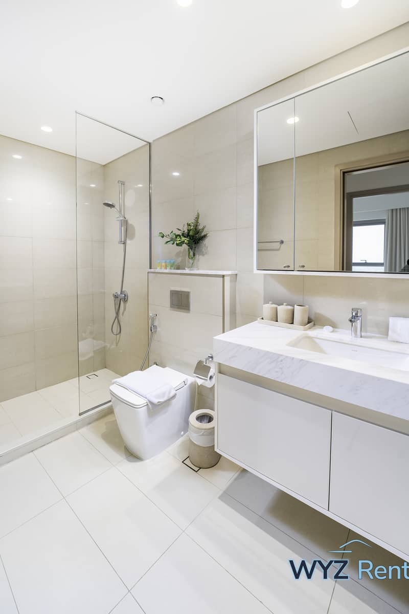 25 Bath-2. jpg