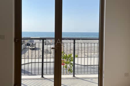 1 Bedroom Apartment for Rent in Jumeirah, Dubai - Sunset Balcony | Unfurnished | Private Beach Access