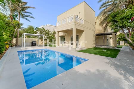 4 Bedroom Villa for Rent in The Meadows, Dubai - Fully Updraded | Private Pool | Extended