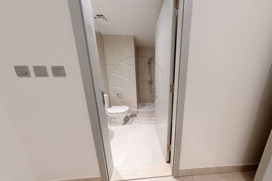 8 MAIDS BATH. JPG