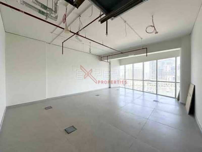 High Floor Office | Well Kept | Business Hub