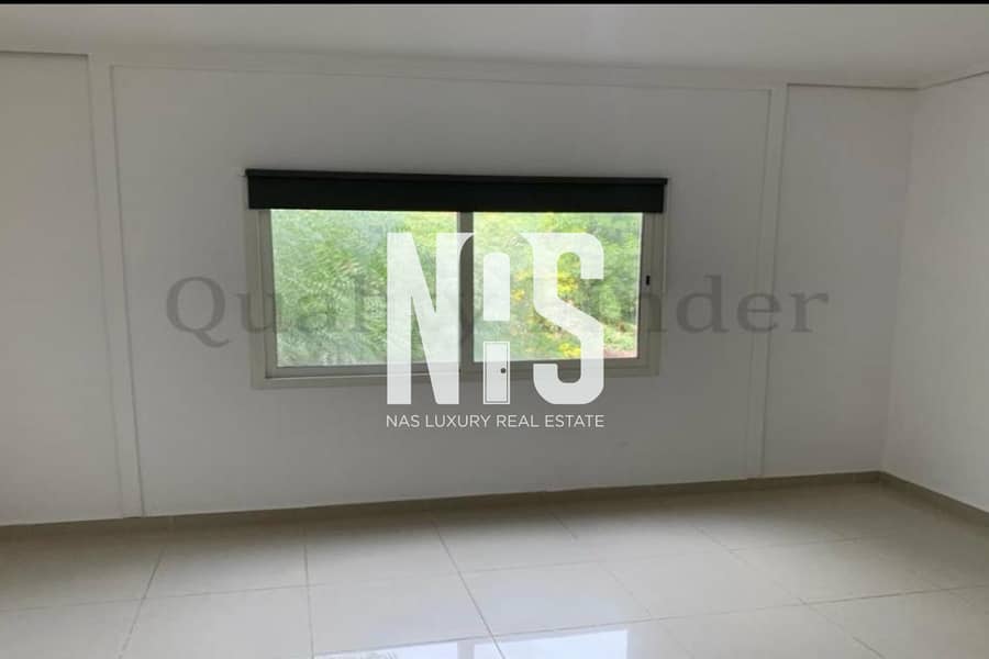 Well Maintained 2 BR Villa/ Private Garden Well Maintained 2 BR Villa/ Private Garden