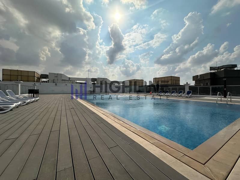 15 Arabian-Gate-pool-01. jpeg
