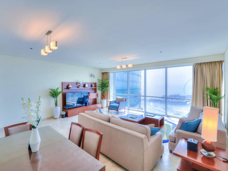 5 3 Bed - Living Room 2. jpg