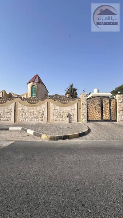 فیلا 4 غرف نوم للبيع في العزرة، الشارقة - e52d0c42-b837-4498-ae52-4a8a2c461641. jpg