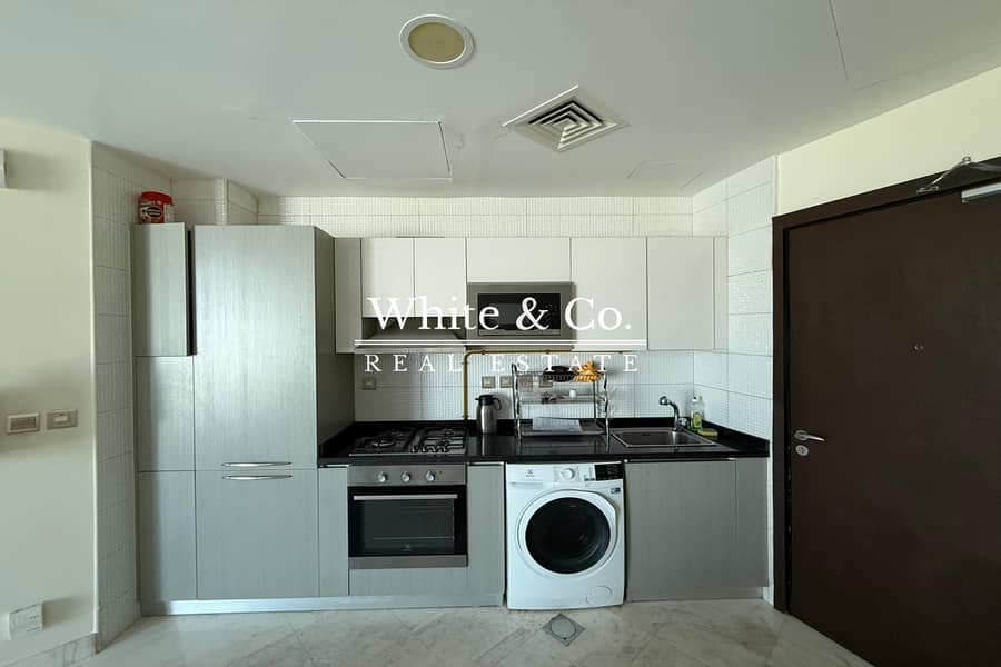 1 bedroom | Vacant | Motivated Seller 1 bedroom | Vacant | Motivated Seller