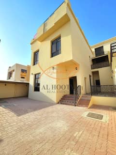 فیلا في حوشي 5 غرف 135000 درهم - 11720968