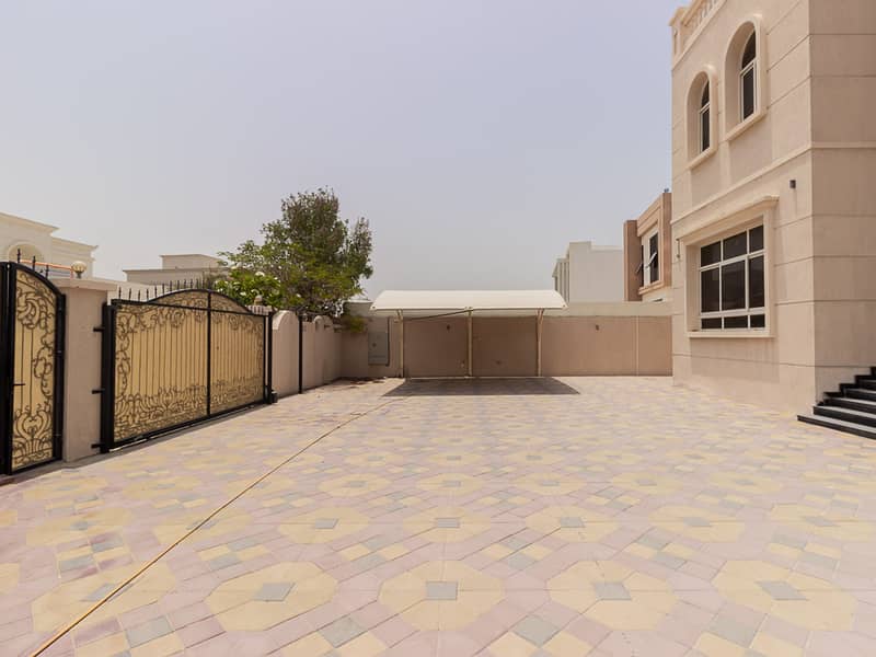 27 Al Aweer First - 5BR Villa - Sajitha (28 of 29). jpg