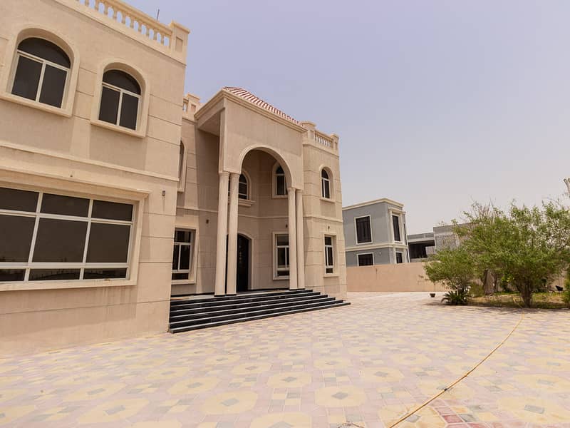 28 Al Aweer First - 5BR Villa - Sajitha (27 of 29). jpg