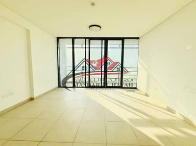 2 Bedroom Flat for Rent in Aljada, Sharjah - bd2a0b13-6e9d-4fd5-9457-4498e5f79d8e. jpeg