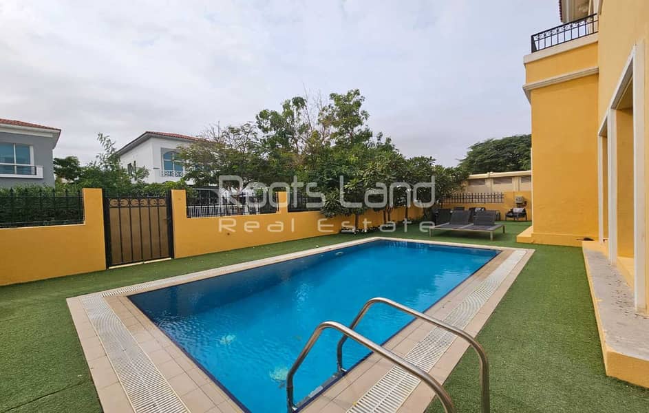 One Month Free| Custom-Designed |Private Pool One Month Free| Custom-Designed |Private Pool