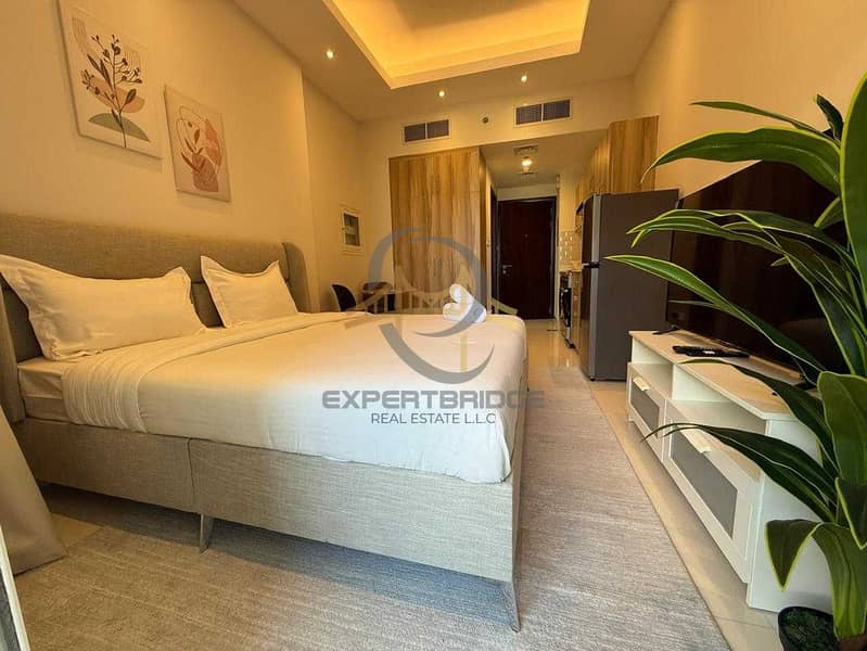 High floor | Vacant | Fully Furnished High floor | Vacant | Fully Furnished