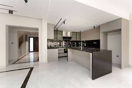 5 Bedroom Villa for Sale in Jumeirah Village Triangle (JVT), Dubai - 5 Bedroom | Fully Upgraded | Private Pool |Central