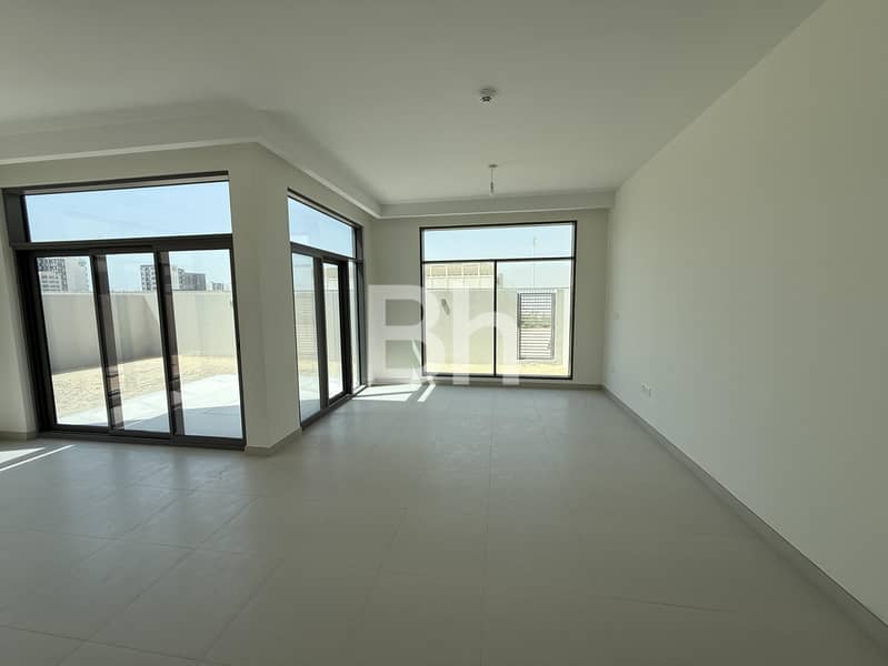 Roof Top | Single Row | Brand New | Under warranty Roof Top | Single Row | Brand New | Under warranty
