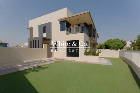 5 Bedroom Townhouse for Sale in Dubai Hills Estate, Dubai - Third Largest Plot | Greenbelt | Vacant